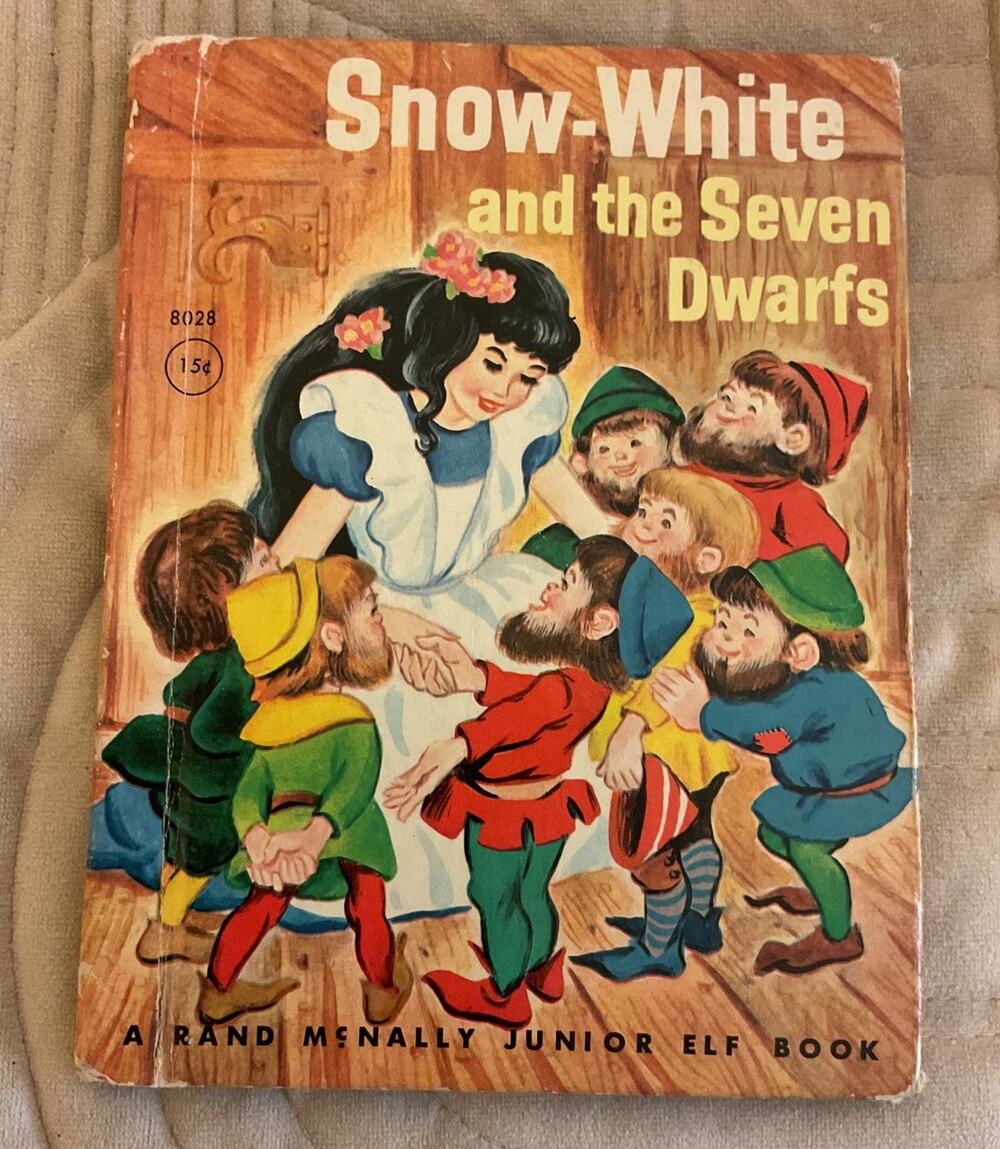 1959 Snow White & The Seven Dwarfs Hard Cover Rand McNally Junior Elf Book